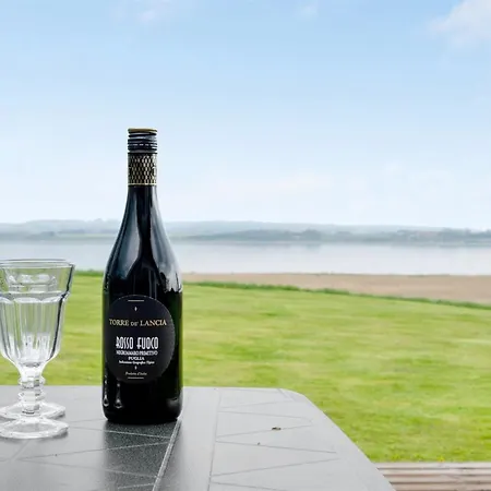 Henrieke - 250m To The Inlet By Interhome