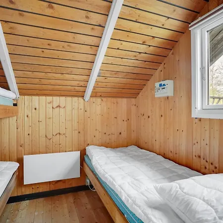 Henrieke - 250m To The Fjord By Interhome Feriehus